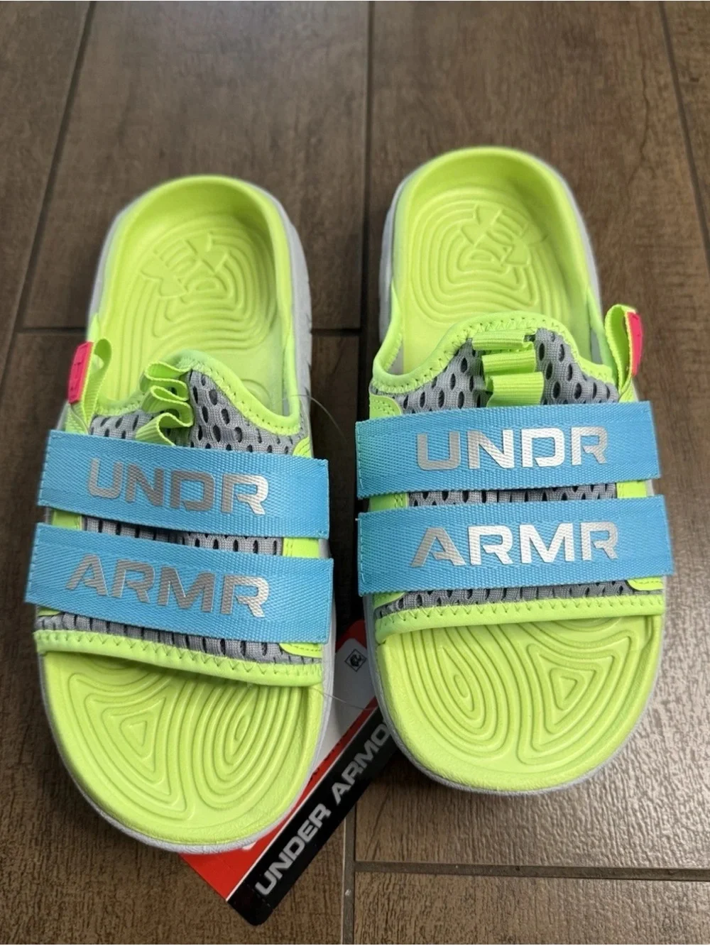 Under Armour sporty kids